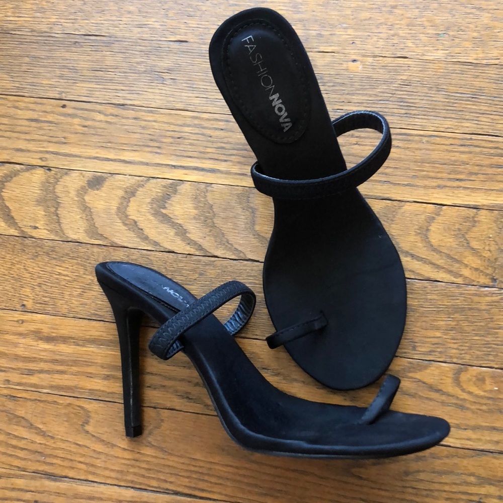 Fashion Nova Black Stilettos Size 7.5